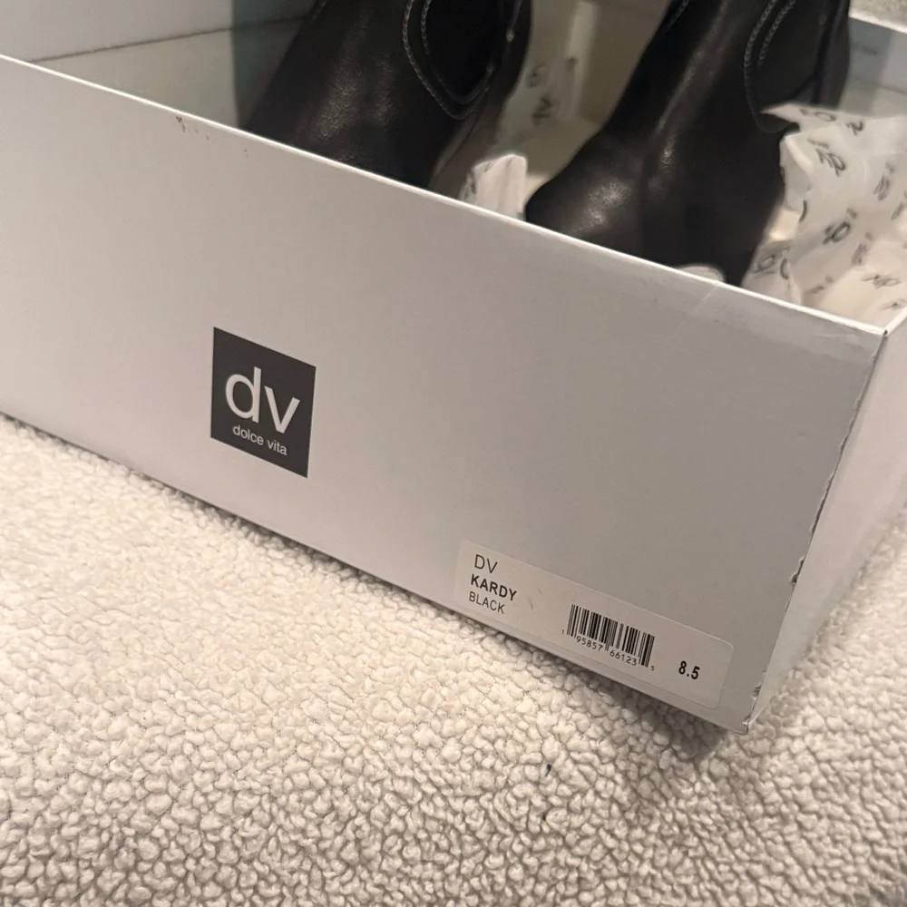 Dolce Vita Black and White Heeled Boots - Picture 5 of 5